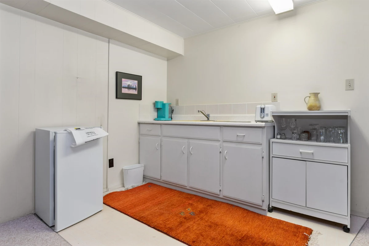 Garden / Landscaping Photo of 560 Wardle Street, Hope, BC