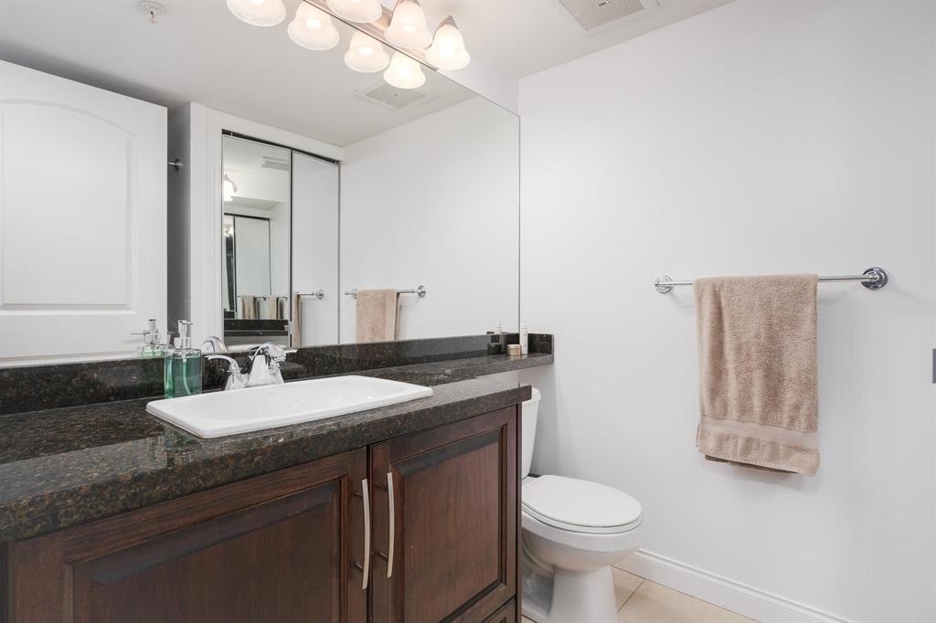 Dining Area Photo of 312 19939 55a Avenue, Langley, BC