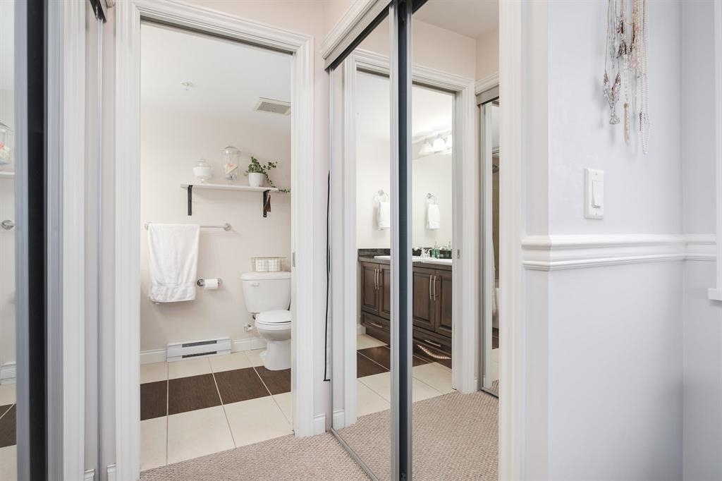 Kitchen Photo of 312 19939 55a Avenue, Langley, BC