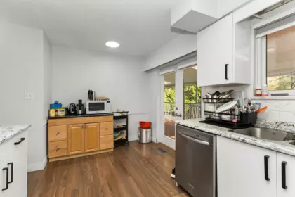 Laundry Room Photo of 4660 202 Street, Langley, BC
