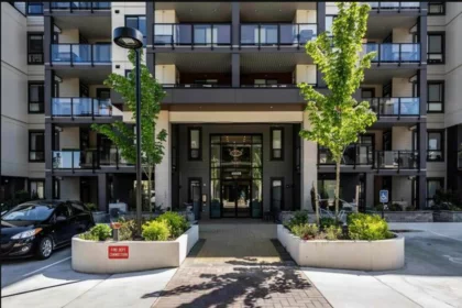 210 45505 Campus Drive, Chilliwack, BC, Chilliwack — Apartment/Condo for sale