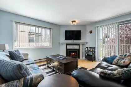 214 8985 Mary Street, Chilliwack, BC, Chilliwack Proper West — 3 bed apartment/condo for sale