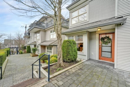 36 3855 Pender Street, Burnaby, BC, Burnaby — Townhouse for sale
