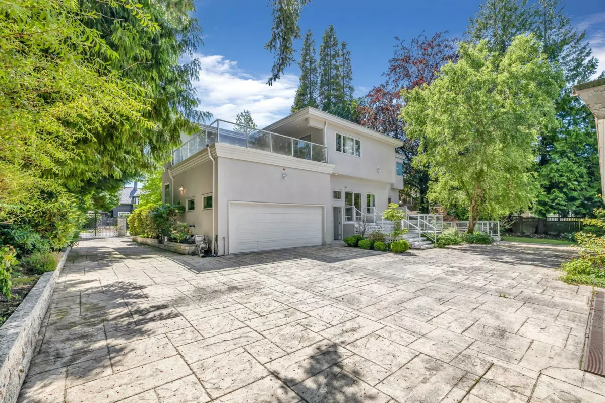 Entry Foyer Photo of 1569 W 35th Avenue, Vancouver, BC