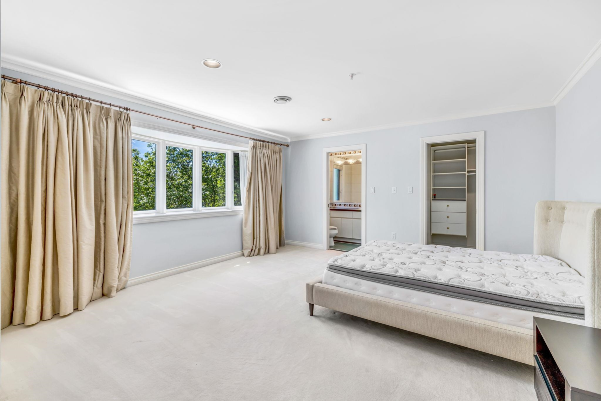 Powder Room Photo of 1569 W 35th Avenue, Vancouver, BC