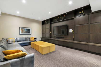 Hallway Photo of 318 9388 Mckim Way, Richmond, BC