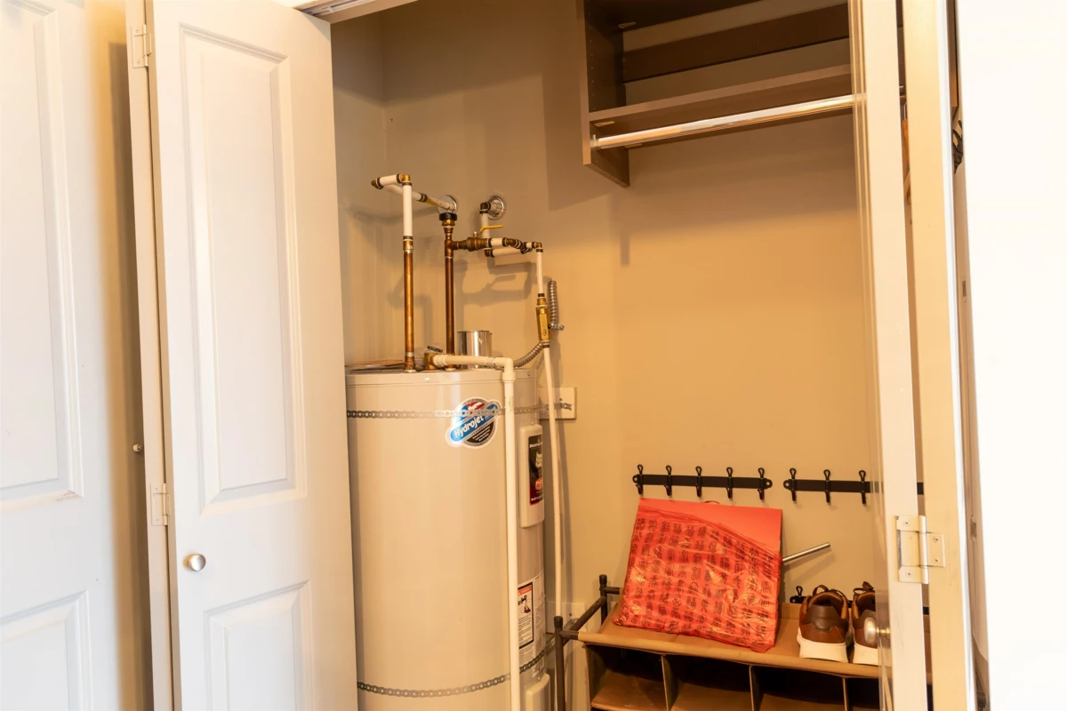 Breakfast Nook Photo of 402 6875 Dunblane Avenue, Burnaby, BC