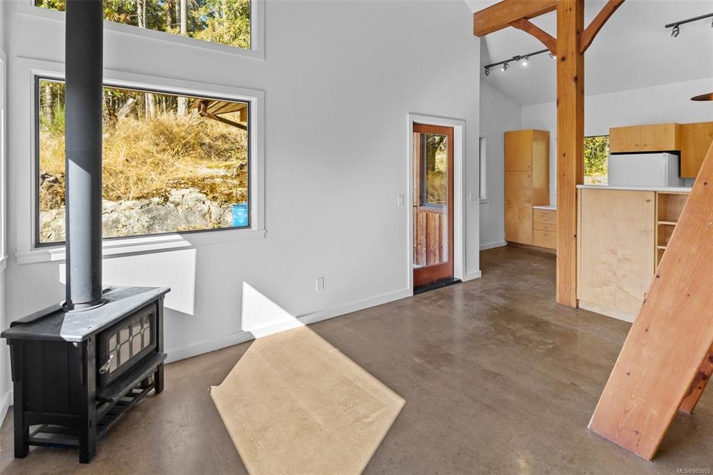 Entry Foyer Photo of 400 Baker Road, Salt Spring Island, BC