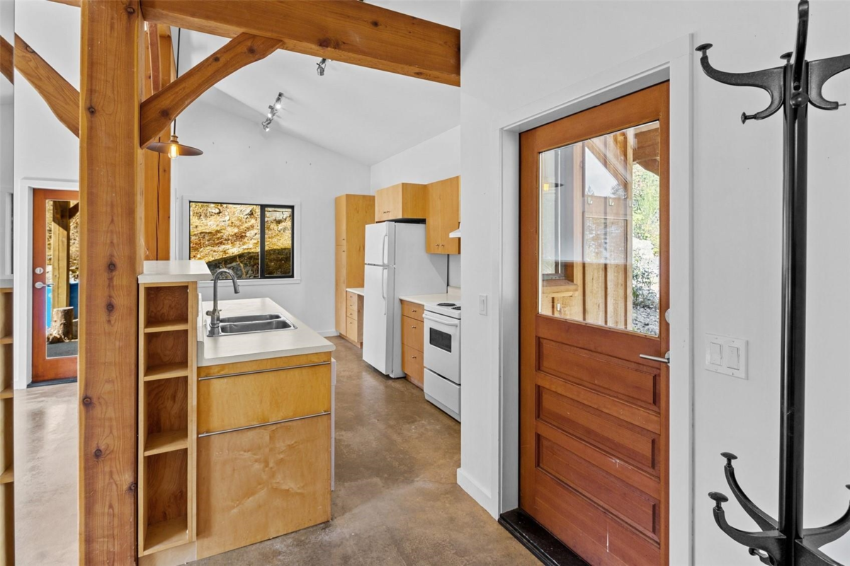 Powder Room Photo of 400 Baker Road, Salt Spring Island, BC