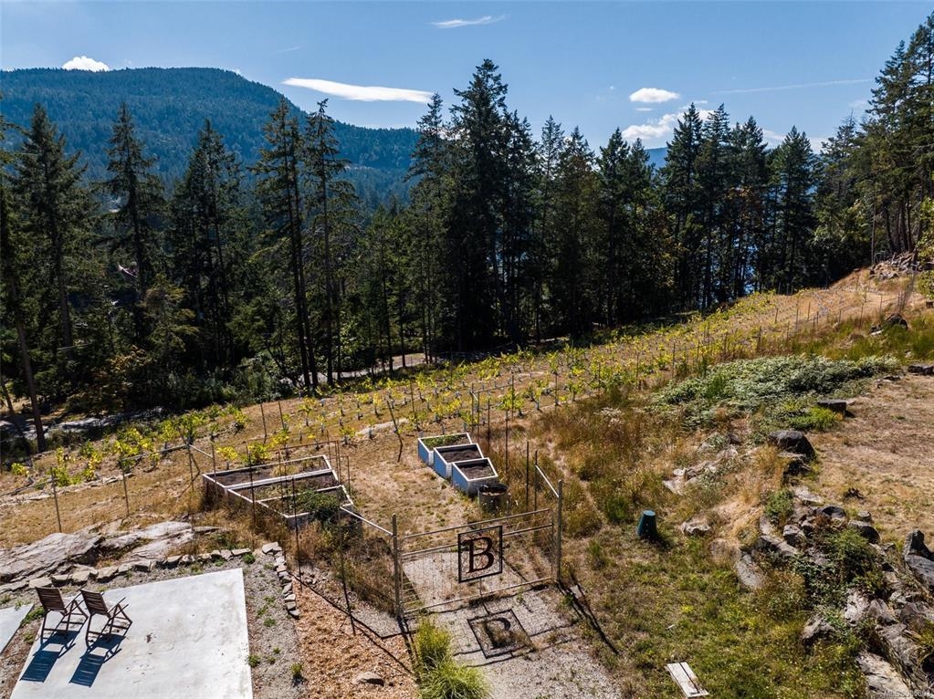 Walk-In Closet Photo of 400 Baker Road, Salt Spring Island, BC