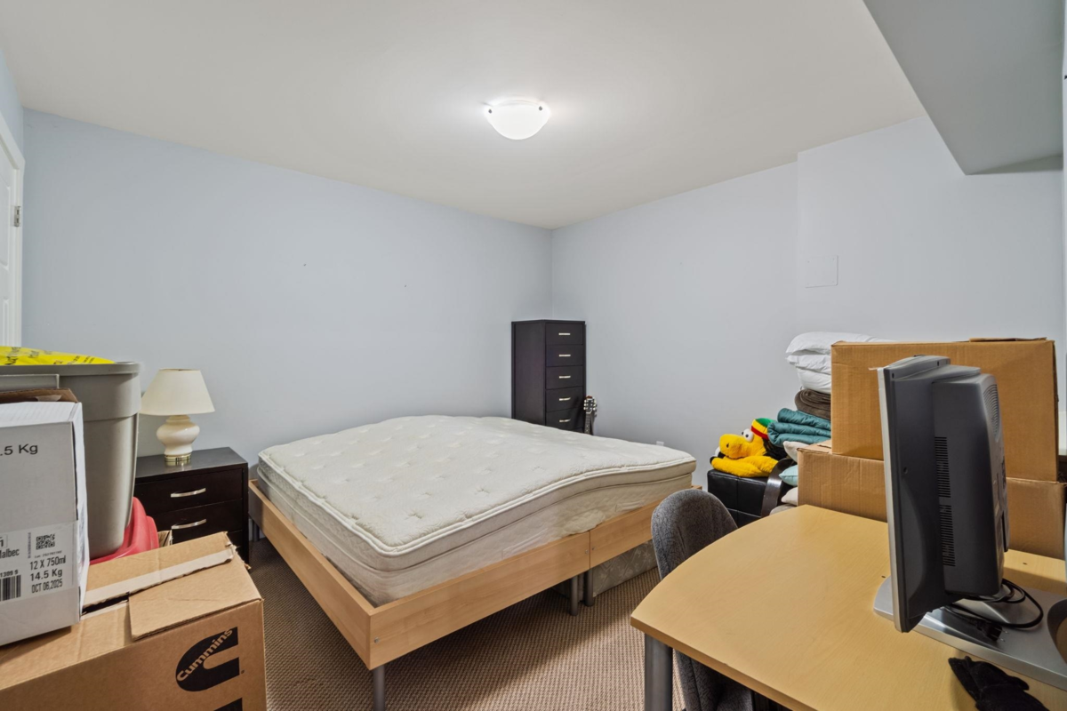 Front Yard Photo of 8852 118 Street, Delta, BC