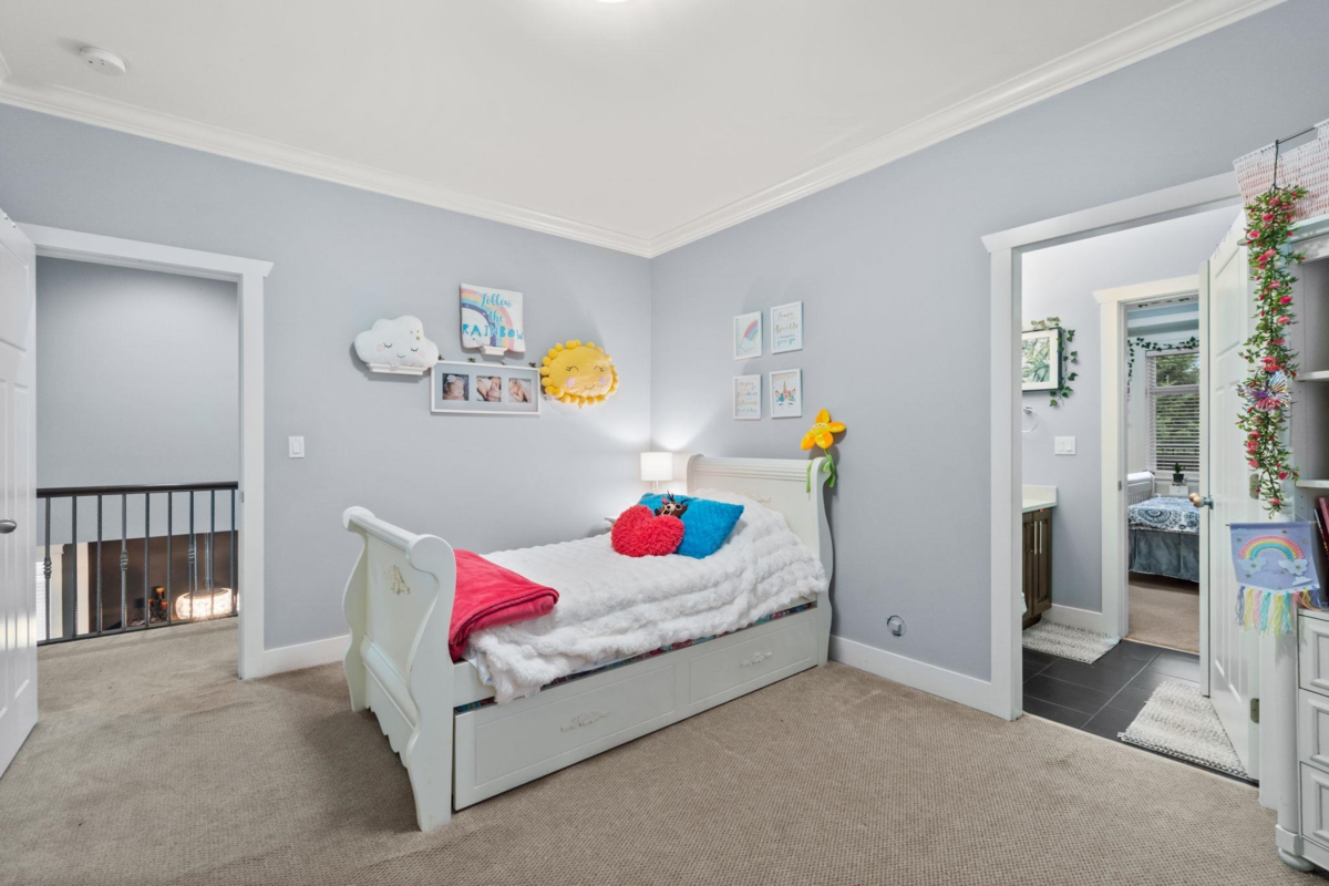 Guest Bathroom Photo of 8852 118 Street, Delta, BC