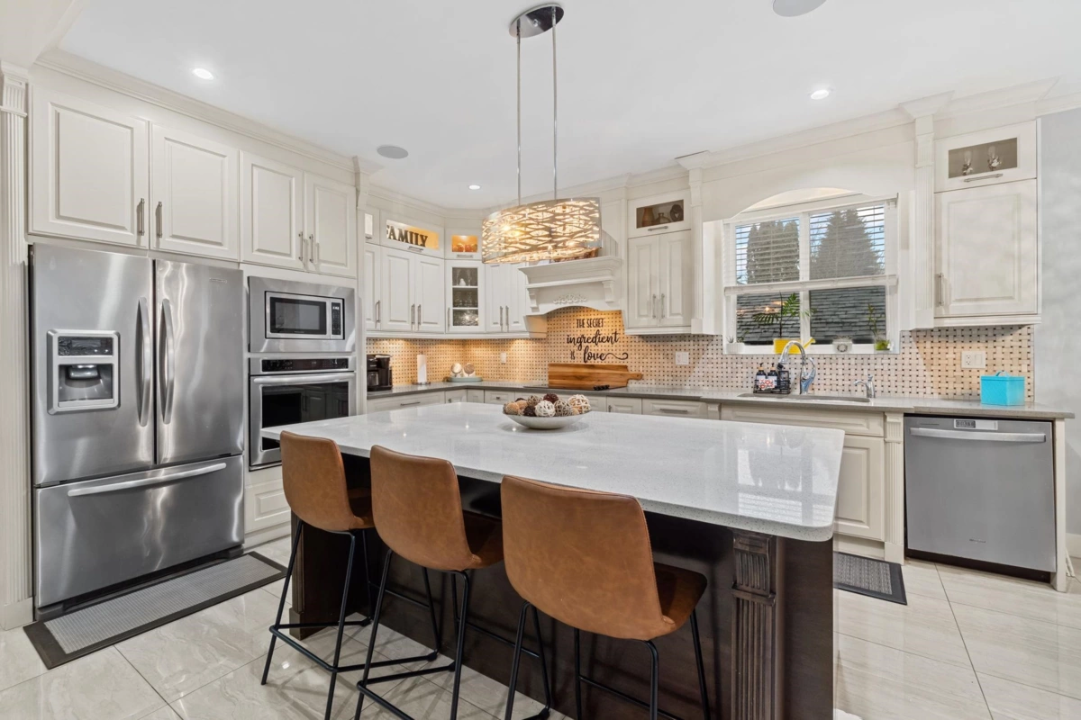 Kitchen Photo of 8852 118 Street, Delta, BC