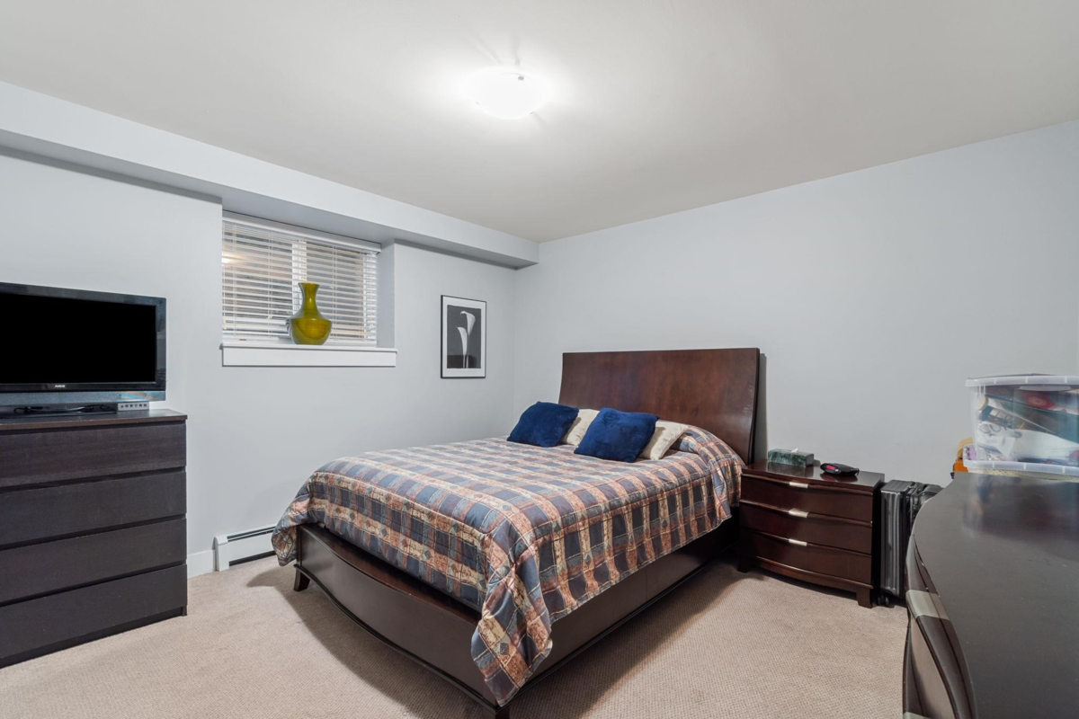 Outdoor Deck Photo of 8852 118 Street, Delta, BC