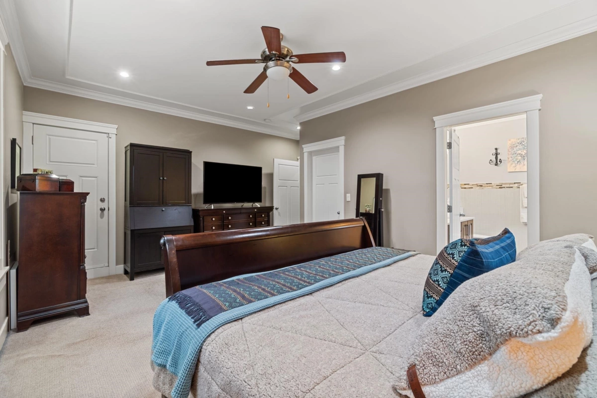 Primary Bathroom Photo of 8852 118 Street, Delta, BC