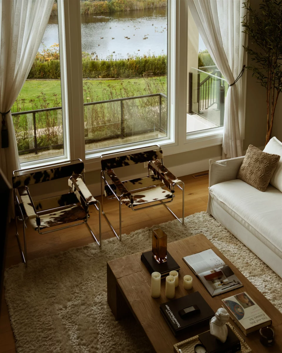 Family Room Photo of 3863 159a Street, Surrey, BC