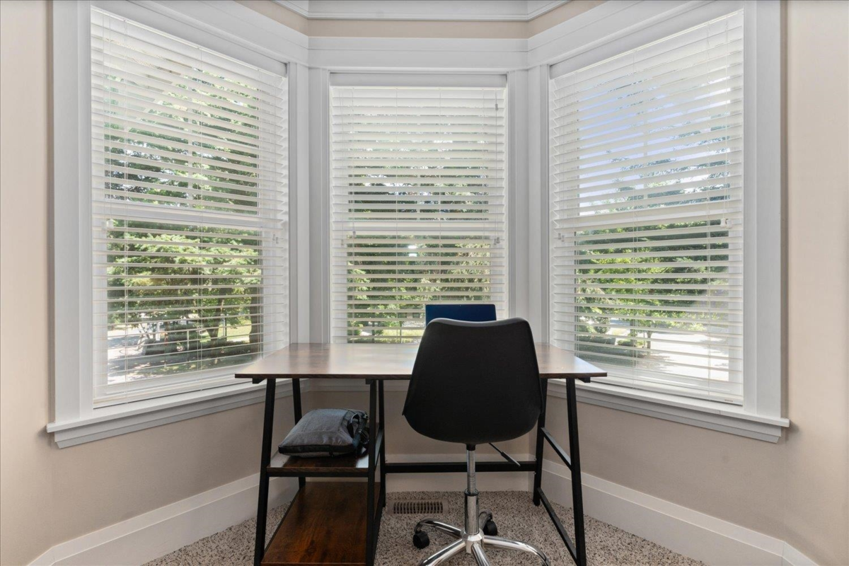 Garage Interior Photo of 5767 Garrison Boulevard, Chilliwack, BC