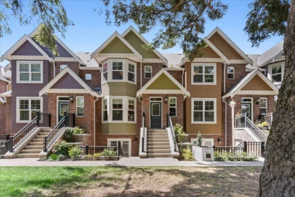 5767 Garrison Boulevard, Chilliwack, BC, Garrison Crossing — 2 bed row house (non-strata) for sale