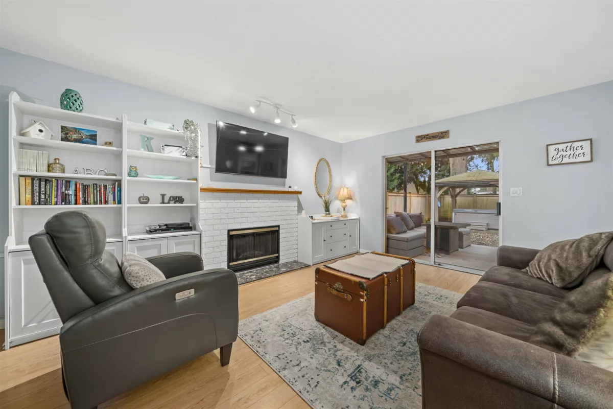 Bedroom 3 Photo of 19566 Park Road, Pitt Meadows, BC