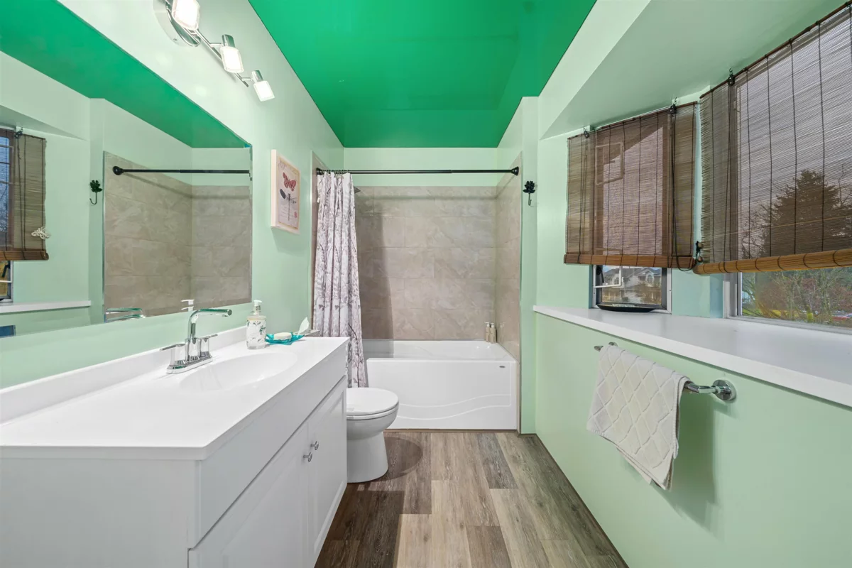 Mudroom Photo of 19566 Park Road, Pitt Meadows, BC