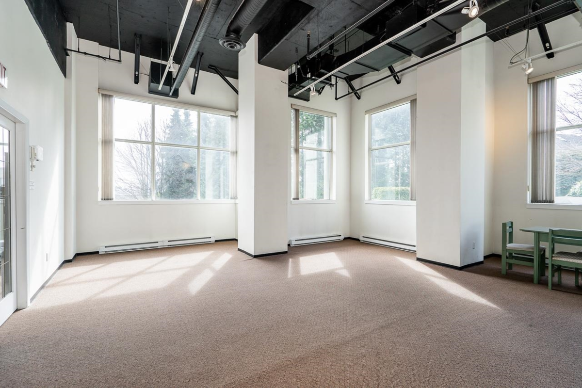 Backyard Photo of 709 2763 Chandlery Place, Vancouver, BC