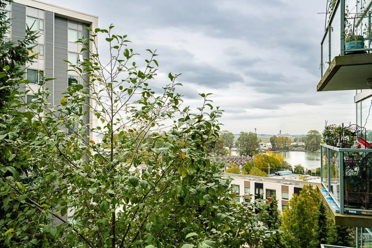 Hallway Photo of 709 2763 Chandlery Place, Vancouver, BC