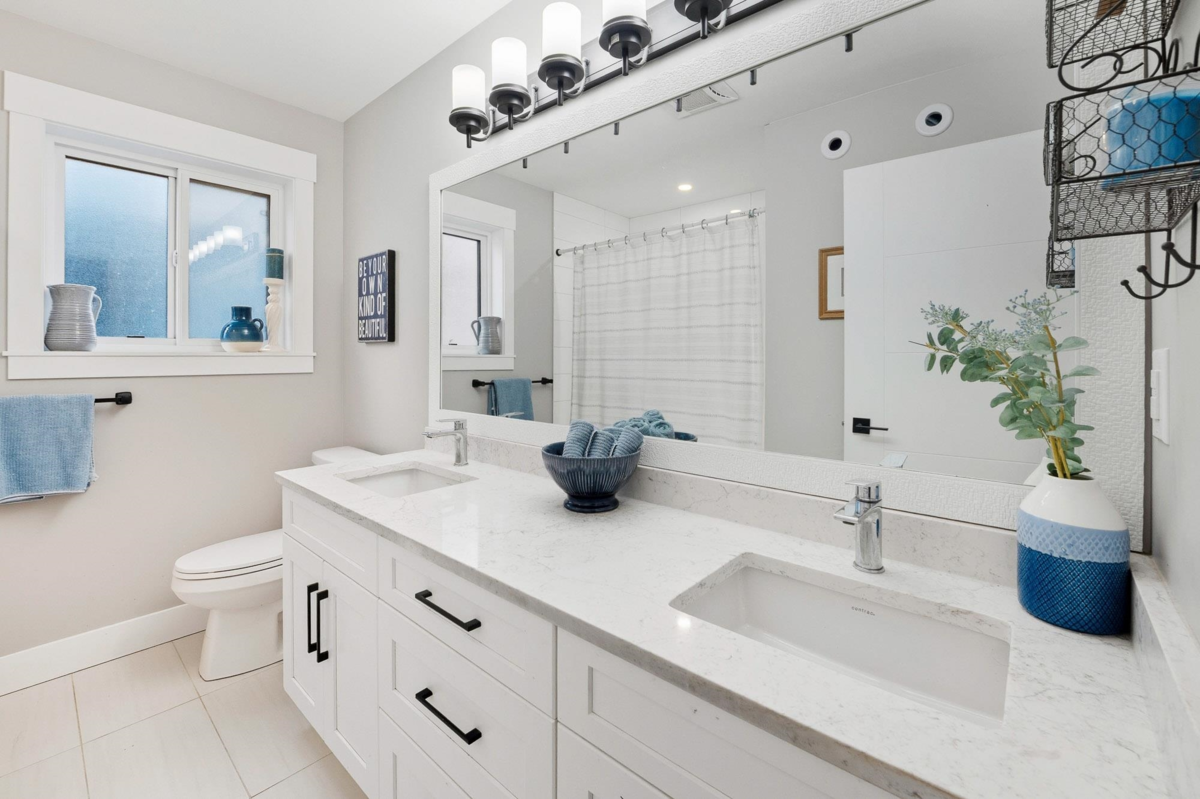 Basement Recreation Room Photo of 8689 Cedar Street, Mission, BC