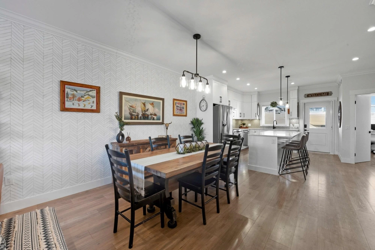 Kitchen Island Photo of 8689 Cedar Street, Mission, BC