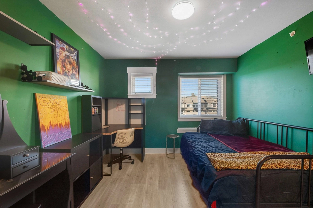 Laundry Room Photo of 8689 Cedar Street, Mission, BC