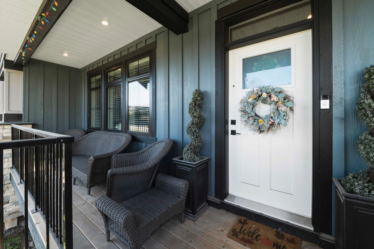 Living Room Photo of 8689 Cedar Street, Mission, BC