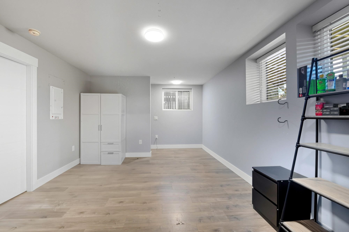 Swimming Pool Photo of 8689 Cedar Street, Mission, BC