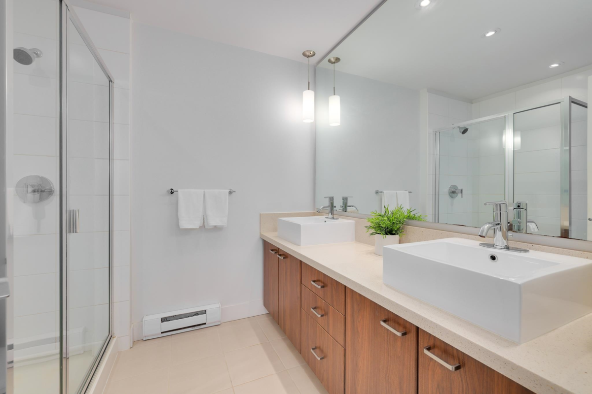 Entry Foyer Photo of 58 2450 161a Street, Surrey, BC