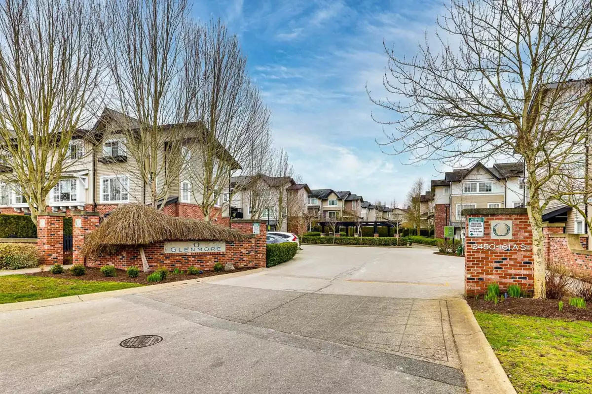 Fitness Center Photo Near 58 2450 161a Street, Surrey, BC