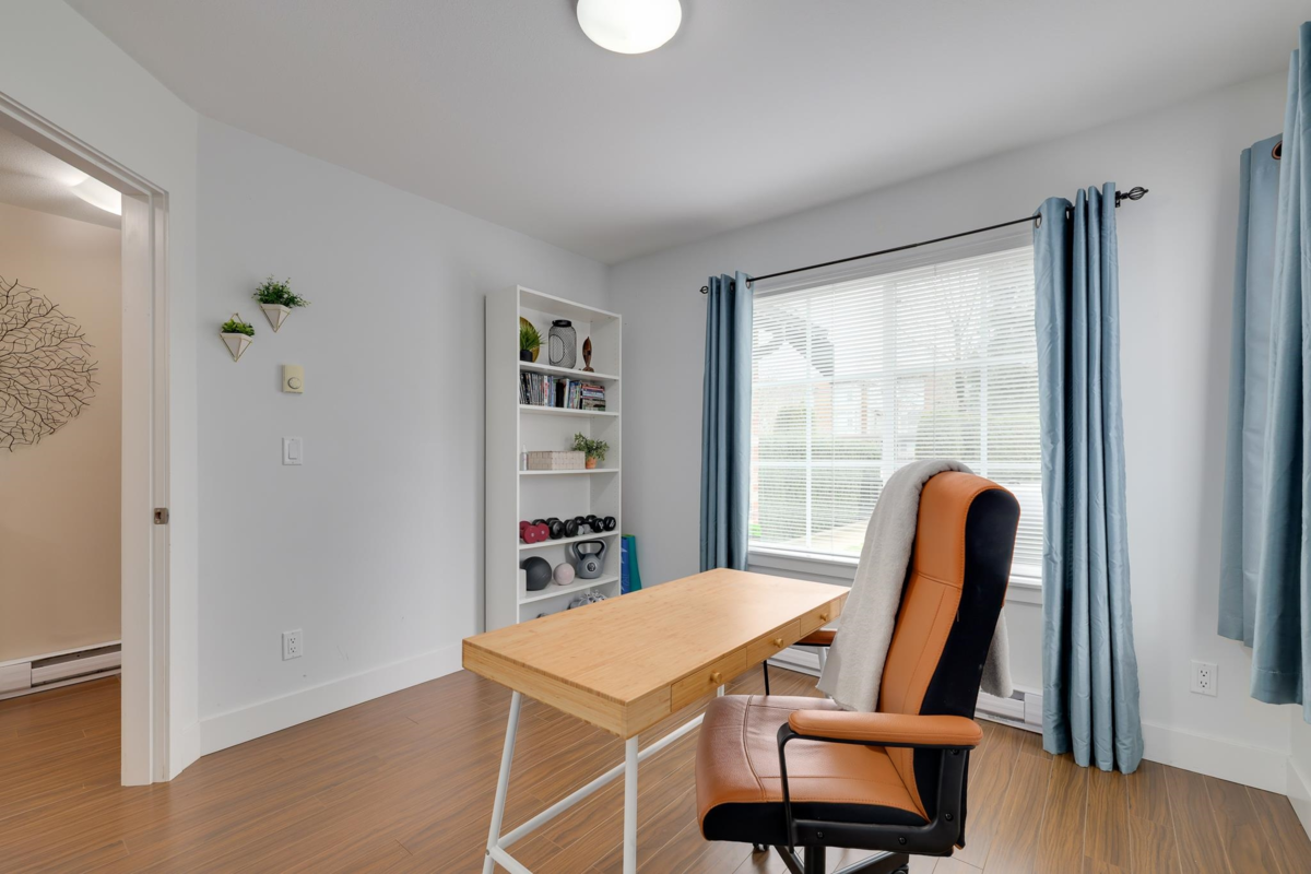 Front Yard Photo of 58 2450 161a Street, Surrey, BC