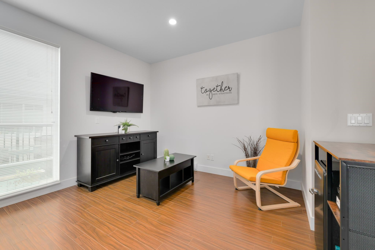 Guest Bathroom Photo of 58 2450 161a Street, Surrey, BC