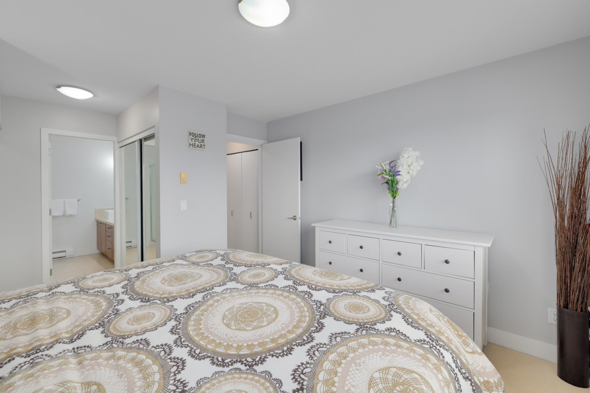 Laundry Room Photo of 58 2450 161a Street, Surrey, BC