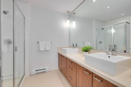 Entry Foyer Photo of 58 2450 161a Street, Surrey, BC