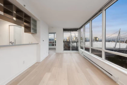 2705 928 Beatty Street, Vancouver, BC, Vancouver — Apartment/Condo for sale