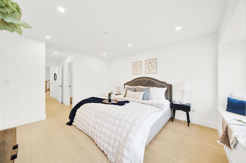 Basement Recreation Room Photo of 16477 20 Avenue, Surrey, BC