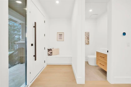 Basement Recreation Room Photo of 16477 20 Avenue, Surrey, BC