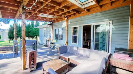 Family Room Photo of 612 Girard Avenue, Coquitlam, BC
