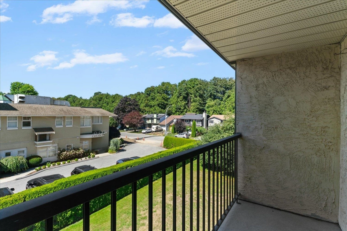 Bedroom 2 Photo of 307 45598 Mcintosh Drive, Chilliwack, BC