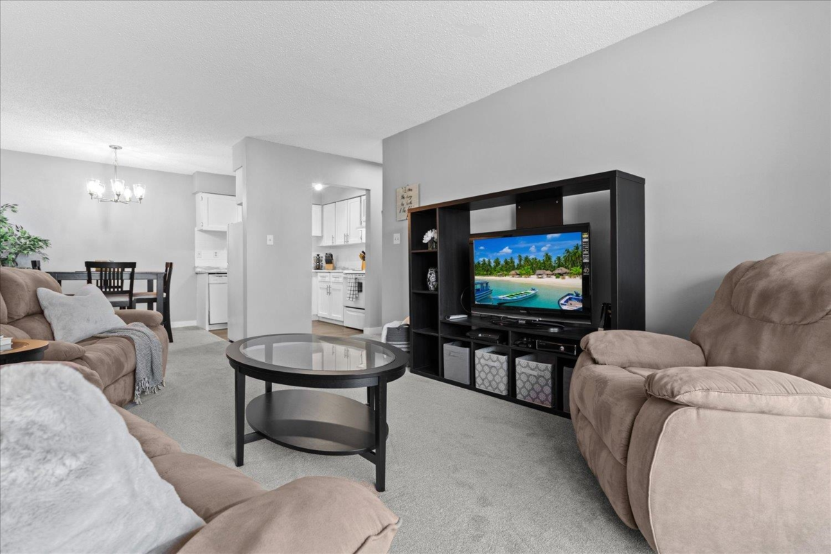 Pantry Photo of 307 45598 Mcintosh Drive, Chilliwack, BC