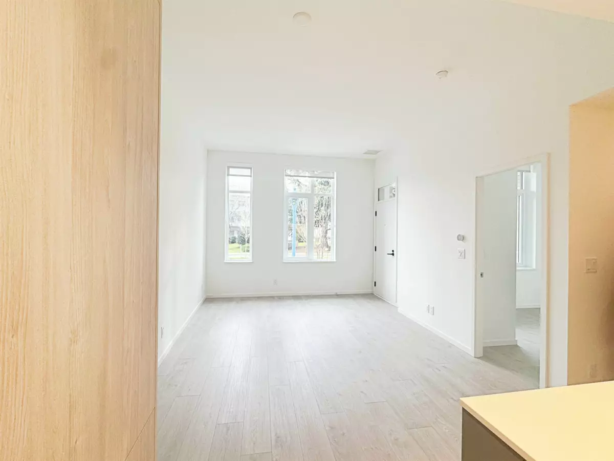 Dining Area Photo of 2 6200 Minoru Boulevard, Richmond, BC