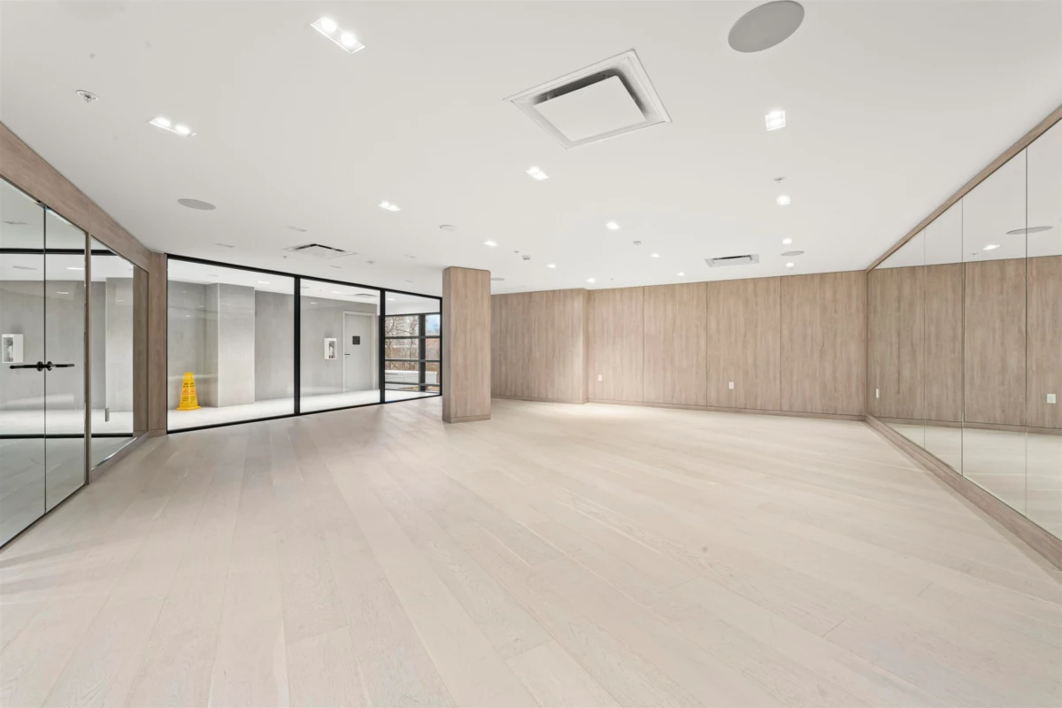 Guest Bathroom Photo of 2 6200 Minoru Boulevard, Richmond, BC