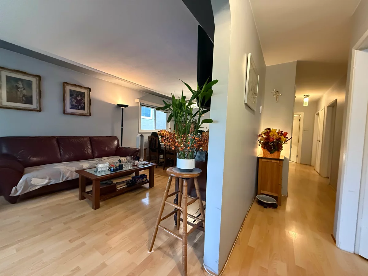 Breakfast Nook Photo of 5828 Kerr Street, Vancouver, BC