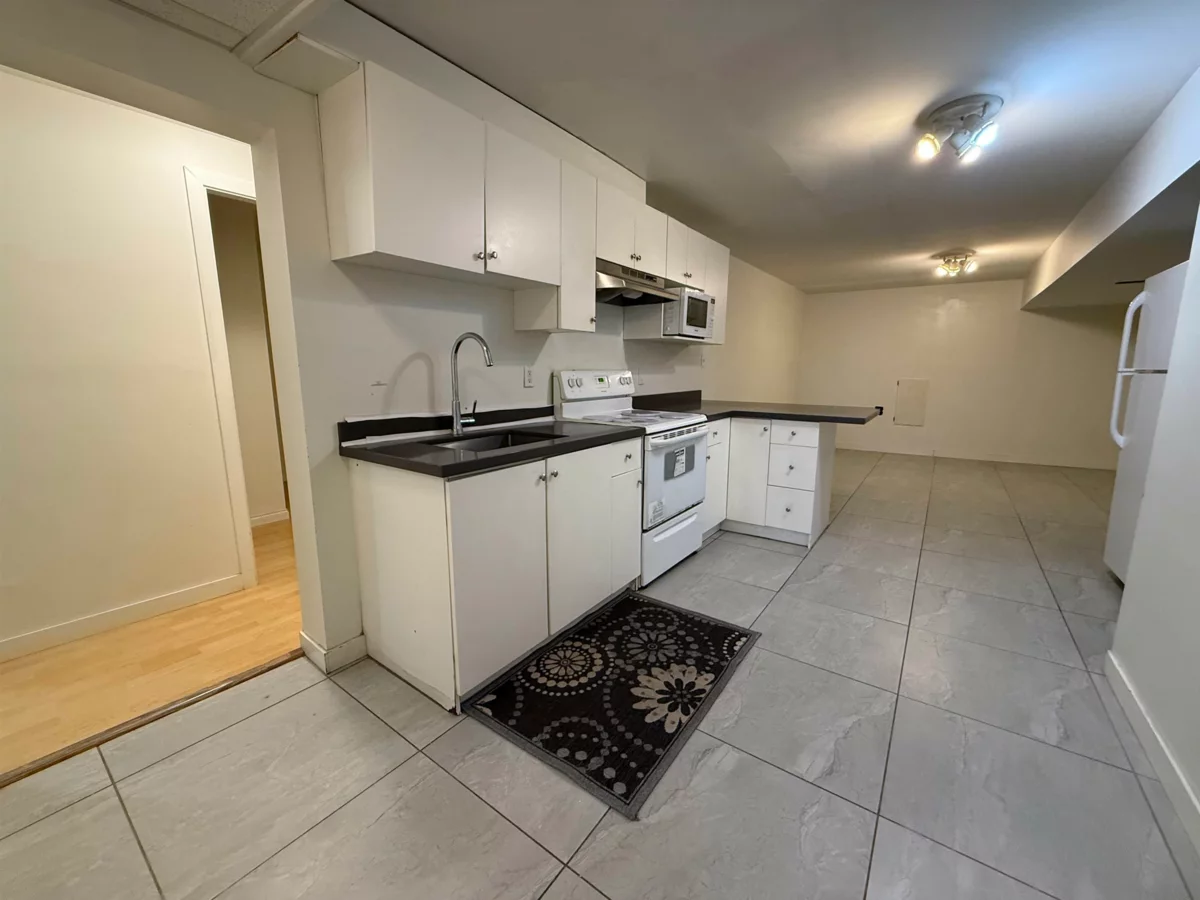 Hallway Photo of 5828 Kerr Street, Vancouver, BC