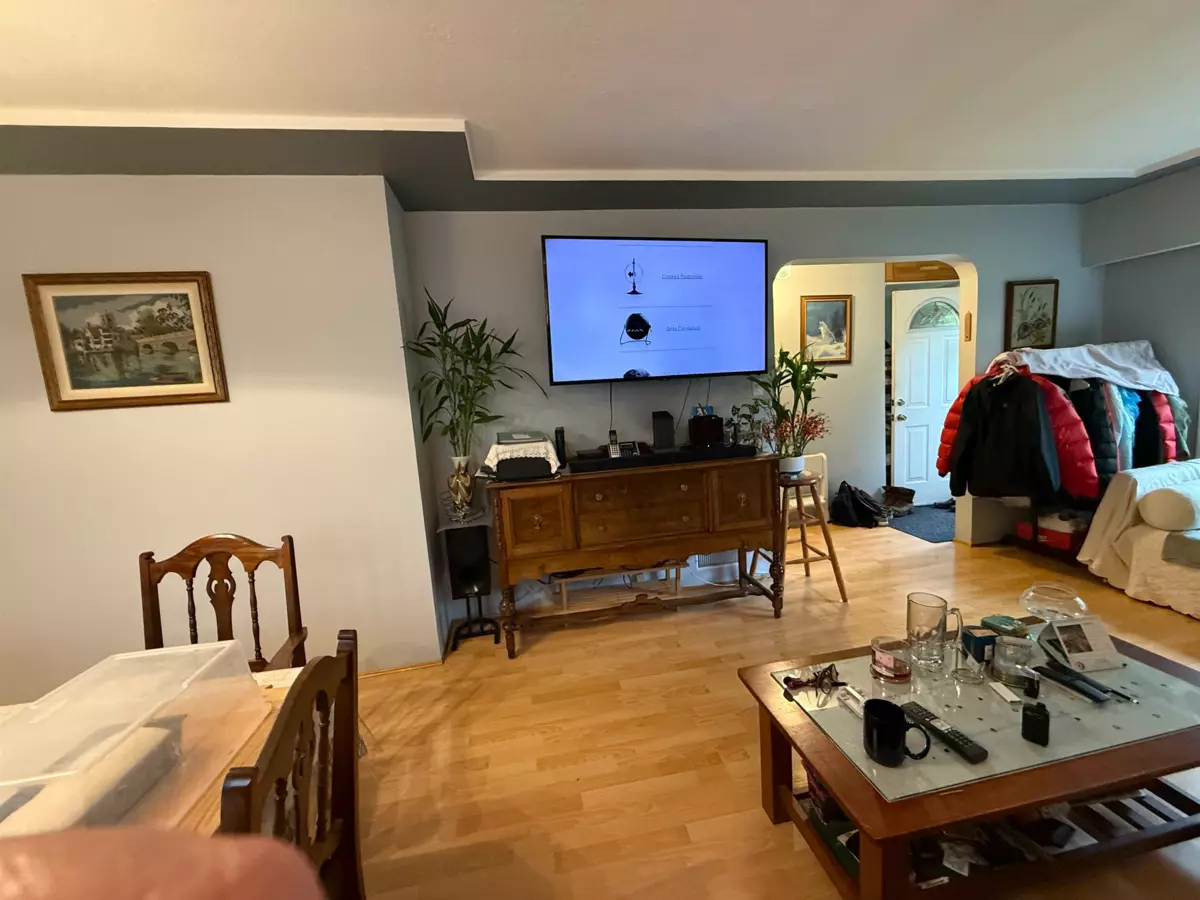 Kitchen Island Photo of 5828 Kerr Street, Vancouver, BC