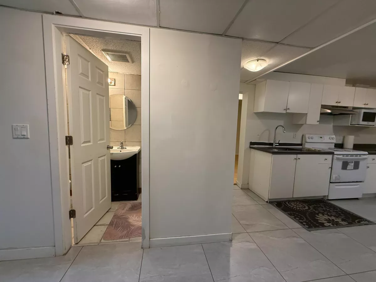 Laundry Room Photo of 5828 Kerr Street, Vancouver, BC