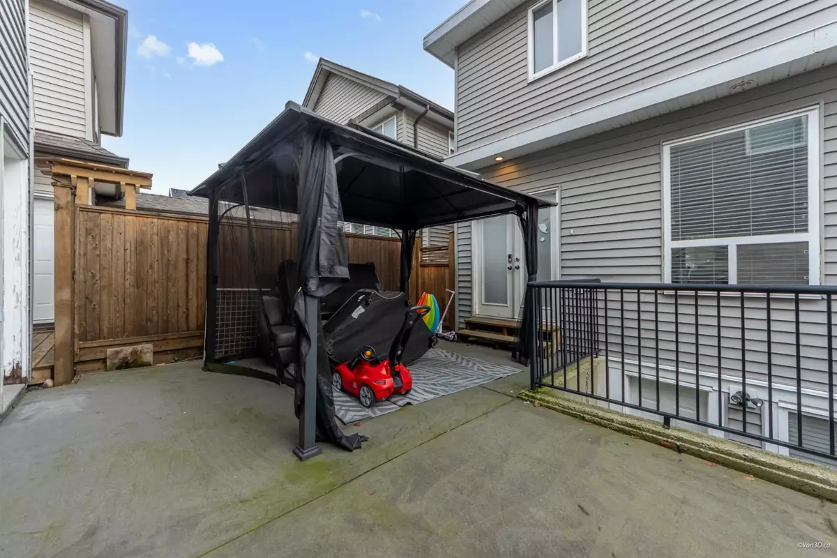 Fitness Center Photo Near 6686 195 Street, Surrey, BC